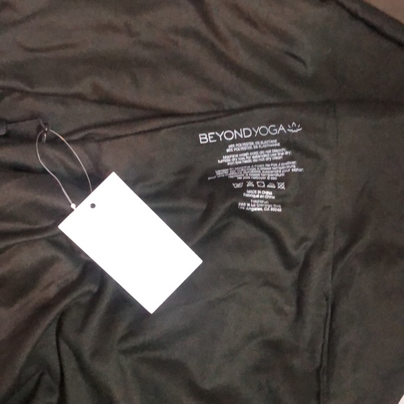 Beyond Yoga Infinity Scarf - Picture 2 of 3